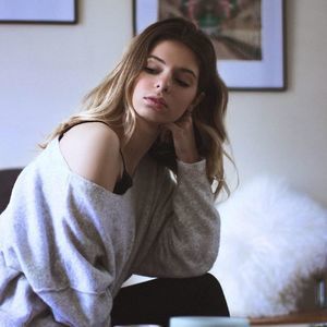 Meet your Posher, Emma